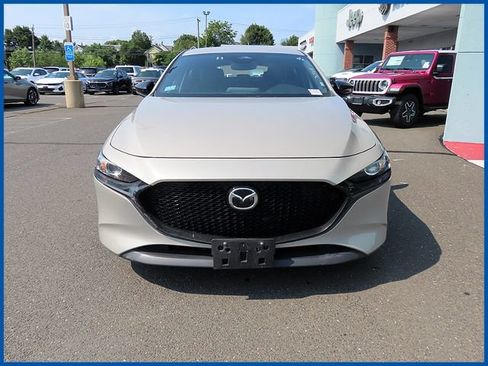 Used 2024 MAZDA MAZDA3 s FWD image 3