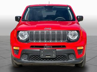 Used 2023 Jeep Renegade Latitude AWD/4WD video 3