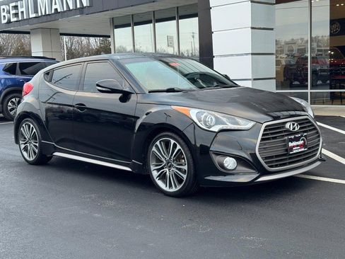 Used 2016 Hyundai Veloster Turbo w/ Option Group 04 image 2