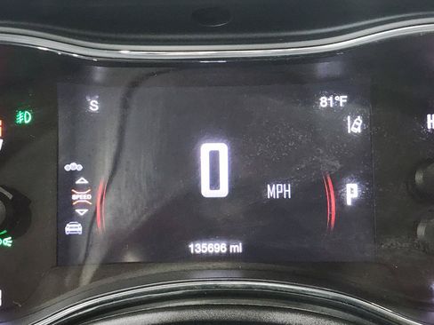 Used 2017 Dodge Durango R/T w/ Technology Group RWD image 12