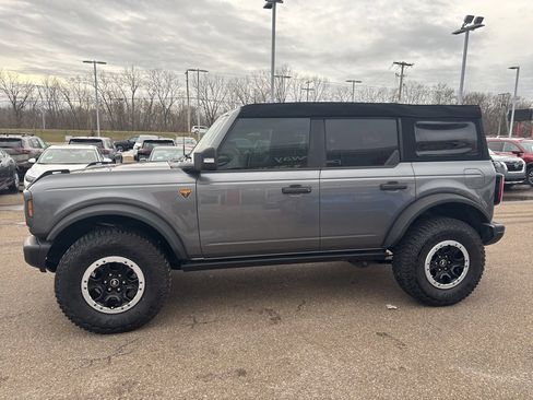 Used 2023 Ford Bronco Badlands w/ Sasquatch Package image 5