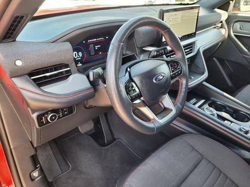 Used 2025 Ford Explorer ST-Line w/ Premium Package RWD image 17