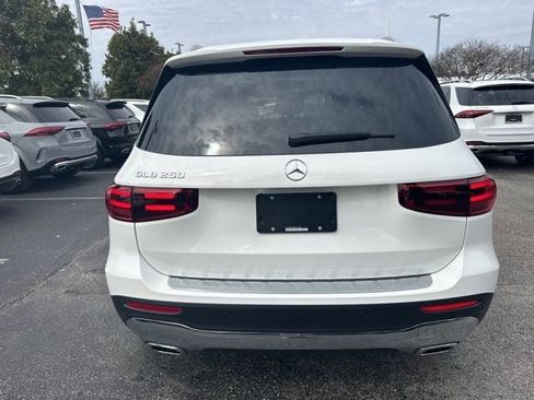 New 2026 Mercedes-Benz GLB 250 image 5