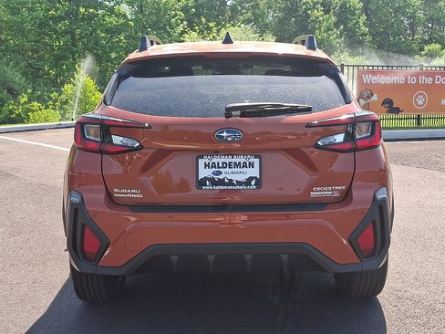 Used 2025 Subaru Crosstrek 2.5i Limited w/ Crosstrek Mirror Package AWD/4WD image 6