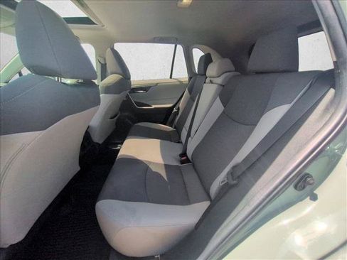 Used 2022 Toyota RAV4 XLE w/ Convenience Package FWD image 13