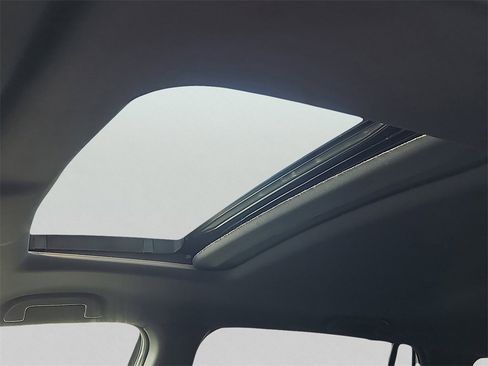 Certified 2024 Honda Passport Black Edition image 15