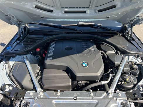 Used 2024 BMW 430i Coupe w/ M Sport Package image 34