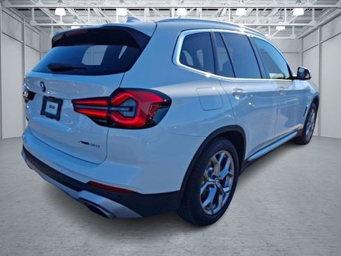 Certified 2022 BMW X3 xDrive30i w/ Premium Package 2 (ZPA) image 4
