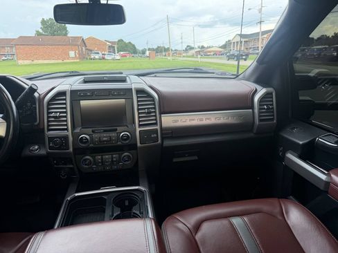 Used 2021 Ford F250 Platinum AWD/4WD image 25