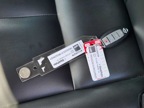 Used 2023 Nissan Murano SV FWD image 34