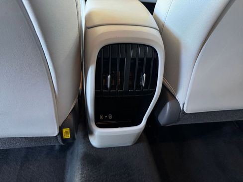 Used 2025 Hyundai Kona SEL image 24