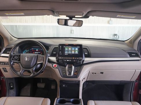 Used 2018 Honda Odyssey EX-L image 17