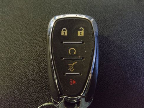 Used 2022 Chevrolet Equinox LT image 32