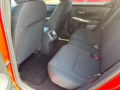 Used 2025 Honda HR-V Sport image 15