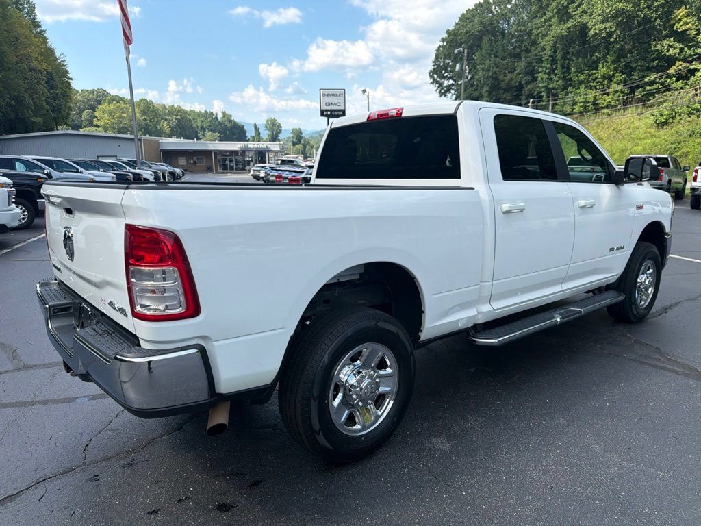 Used 2022 RAM 2500 Big Horn AWD/4WD image 3