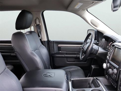 Used 2017 RAM 1500 Sport w/ Convenience Group image 11