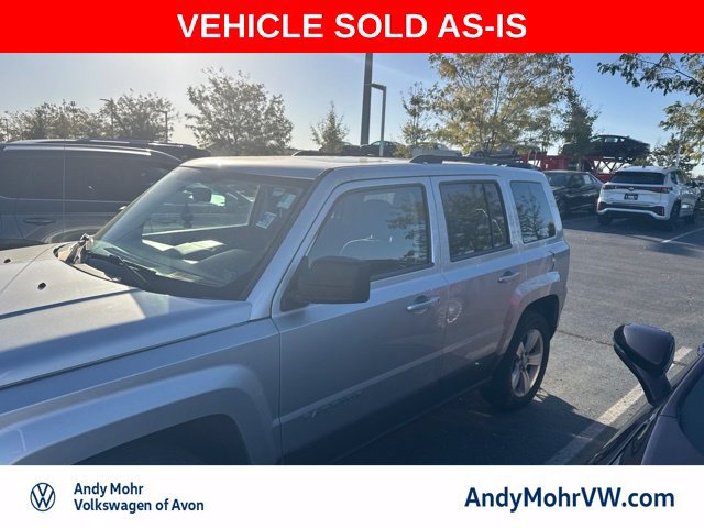 Used 2014 Jeep Patriot Latitude w/ Sun/Sound Group AWD/4WD image 2