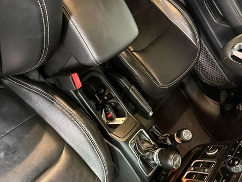 Used 2023 Jeep Wrangler Unlimited Sahara w/ Cold Weather Group image 43