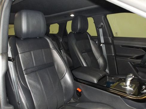Used 2021 Land Rover Range Rover Evoque R-Dynamic S AWD/4WD image 17
