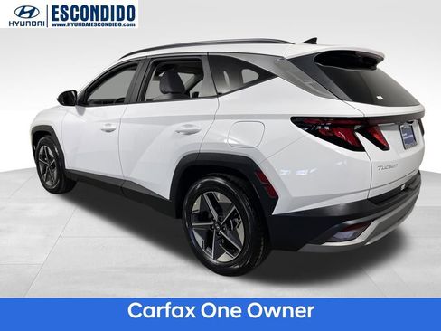 Certified 2025 Hyundai Tucson SEL FWD image 3