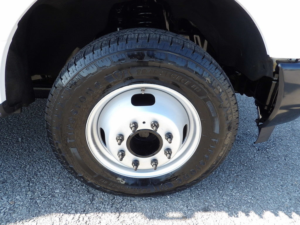 Used 2017 Ford F350 XL w/ Power Equipment Group RWD image 59