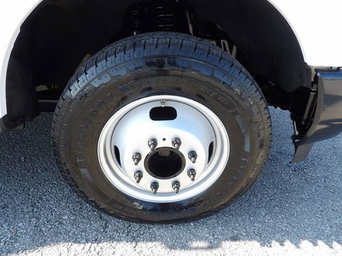 Used 2017 Ford F350 XL w/ Power Equipment Group RWD image 59