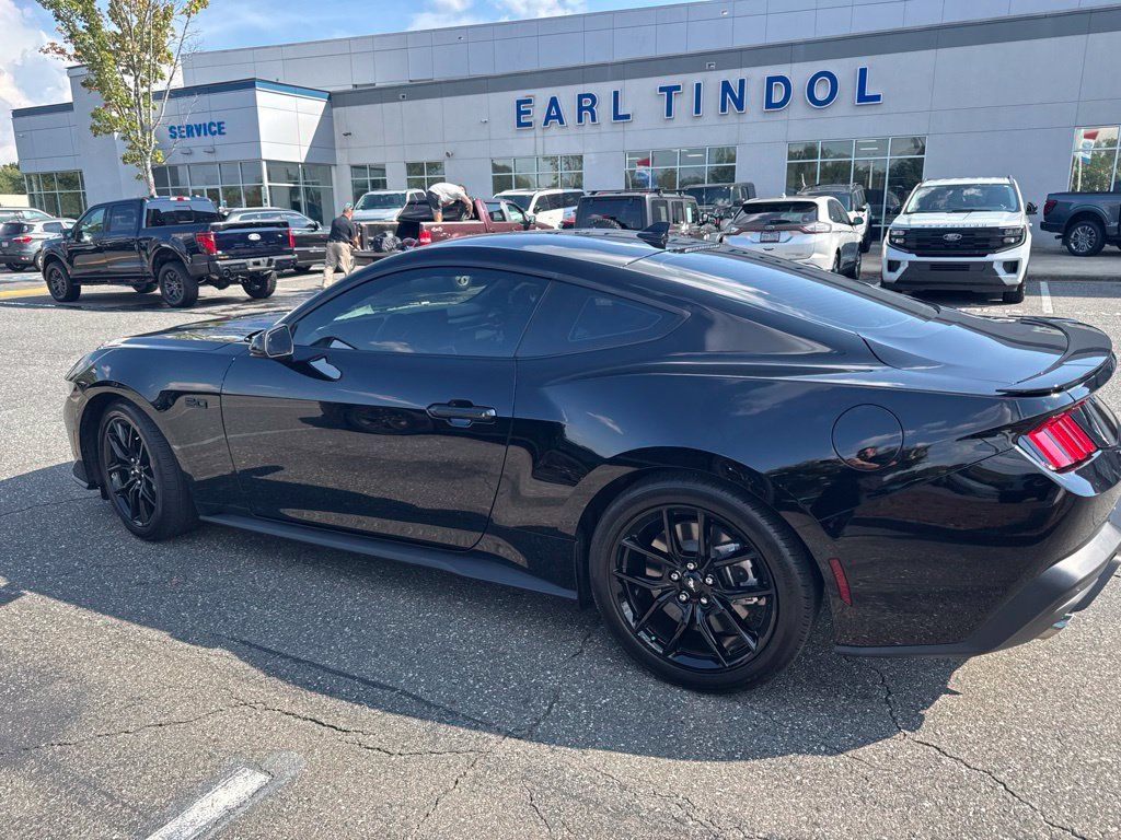 Used 2026 Ford Mustang GT Premium w/ Mustang Nite Pony Package RWD image 9