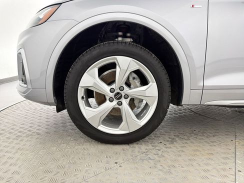 Certified 2025 Audi Q5 2.0T Premium Plus AWD/4WD image 11