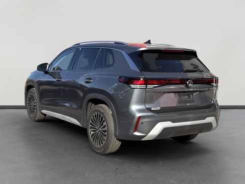 New 2026 Volkswagen Tiguan S image 4