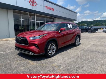 Used 2025 Toyota Highlander Platinum