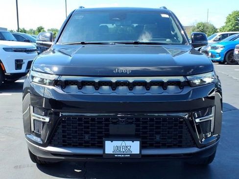New 2026 Jeep Grand Wagoneer Summit AWD/4WD image 24