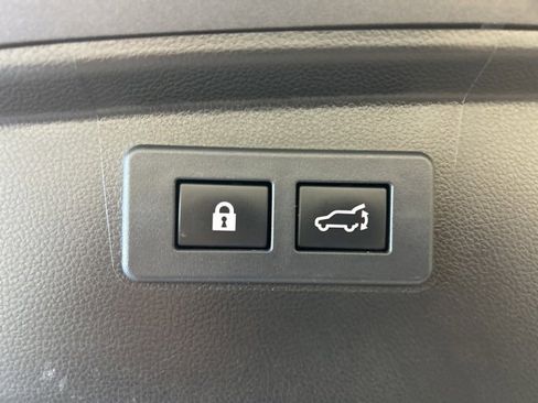 Used 2020 Subaru Outback Touring XT image 31