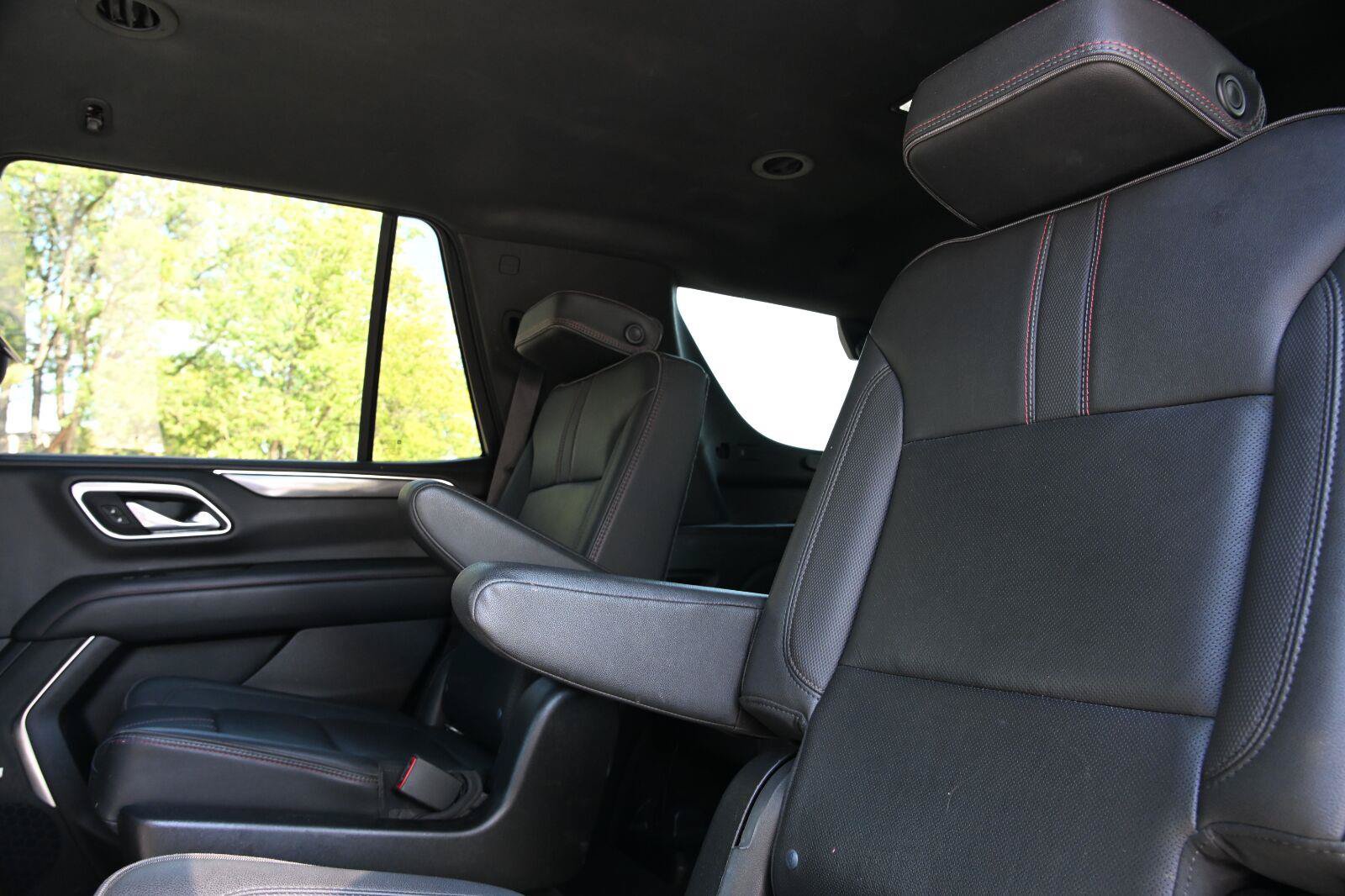 Used 2021 Chevrolet Tahoe RST w/ Luxury Package AWD/4WD image 18