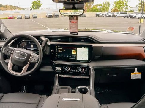 New 2026 GMC Sierra 3500 Denali w/ Denali Reserve Package image 18