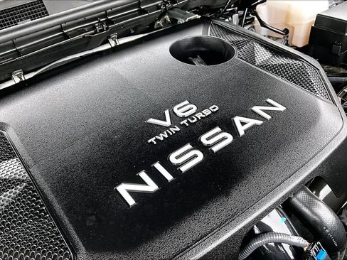 Certified 2025 Nissan Armada SV RWD image 31