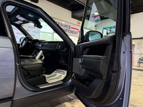 Used 2019 Land Rover Range Rover HSE image 55
