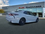 Used 2022 Toyota Camry SE image 6