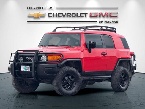 Used 2012 Toyota FJ Cruiser 4WD w/ Trail Teams Special Edition image 7