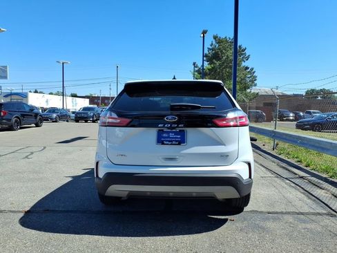 Certified 2024 Ford Edge SEL w/ Convenience Package AWD/4WD image 7