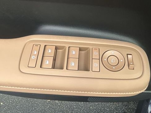 New 2025 Hyundai Santa Fe Limited image 35