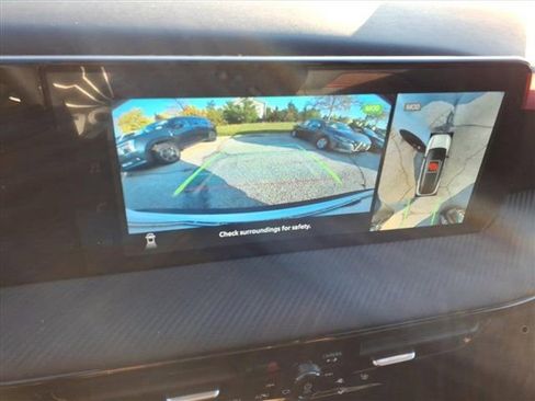 New 2026 Nissan Kicks SR image 10