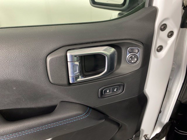 Used 2022 Jeep Wrangler Unlimited Rubicon 4xe w/ Steel Bumper Group AWD/4WD image 18