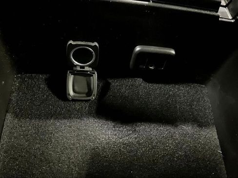 Used 2018 Chevrolet Silverado 1500 LT w/ LT Convenience Package image 16