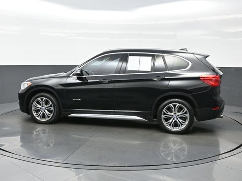 Used 2017 BMW X1 xDrive28i image 3