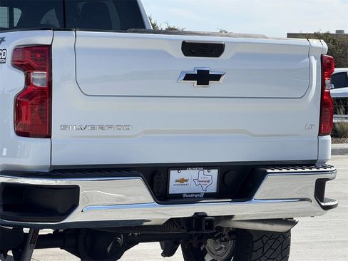 Used 2025 Chevrolet Silverado 1500 LT w/ Texas Edition Plus image 6