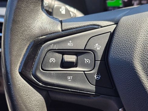 Used 2023 Chevrolet Bolt EUV Premier w/ Sun & Sound Package FWD image 30