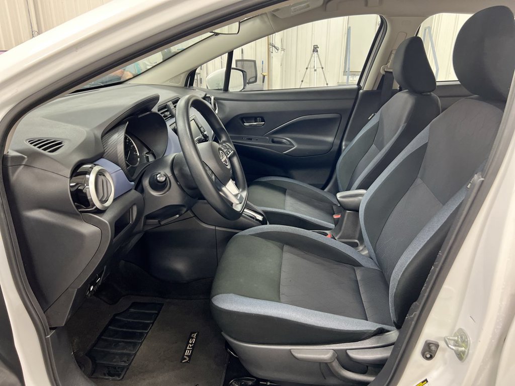 Used 2024 Nissan Versa SV FWD image 18