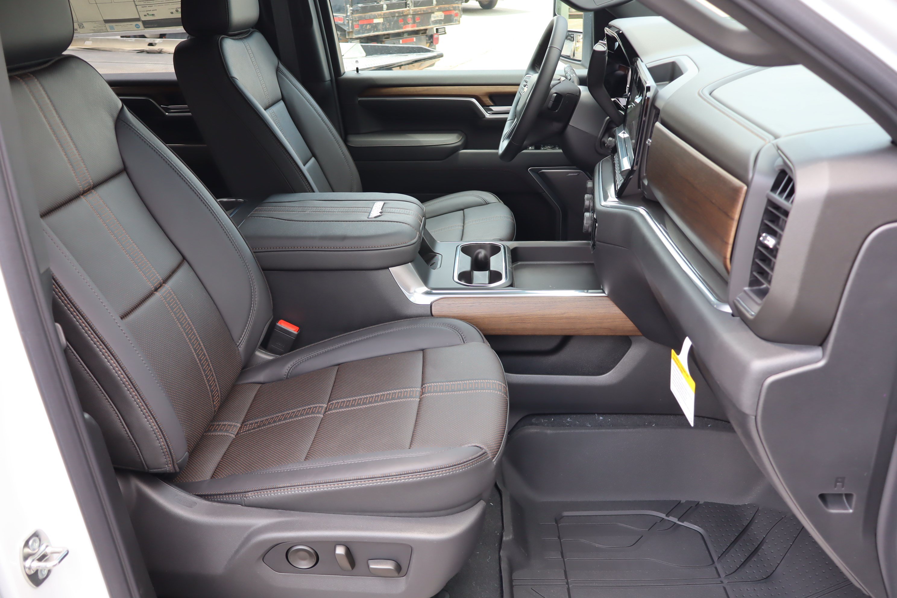 New 2026 Chevrolet Silverado 2500 High Country w/ Technology Package AWD/4WD image 27