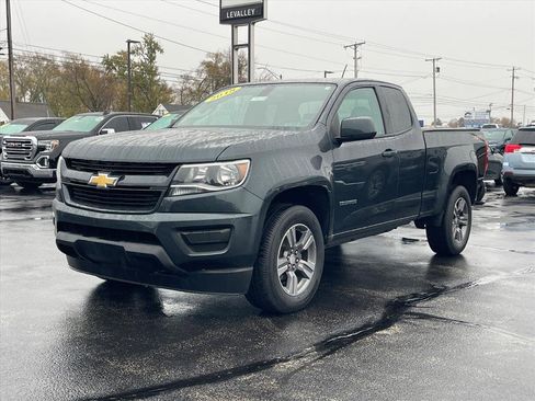 Used 2018 Chevrolet Colorado W/T w/ Custom Special Edition image 3