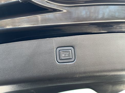 New 2025 Chevrolet Blazer LT w/ Convenience Package image 33